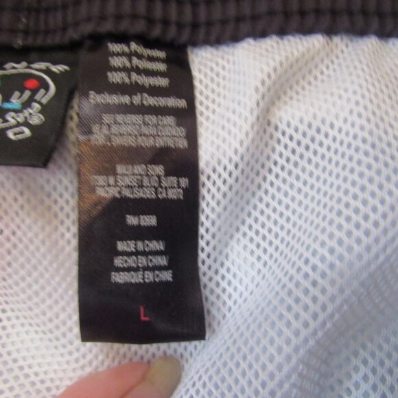 Maui and Sons Jaws / Shark Themed Swim Trunks / Shorts, Size L             F262 - Picture 5 of 6